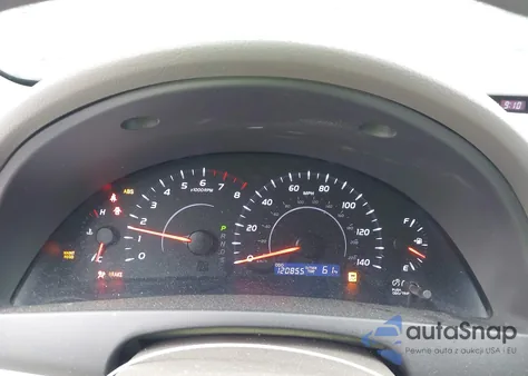 2011 Toyota Camry Le z USA, uszkodzony, nr VIN 4T1BF3EK4BU707127